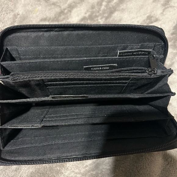 Rosetti Wallet - Picture 5 of 5